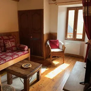 bel-appart-3-centre-village.hotels-rhonealpes.com/